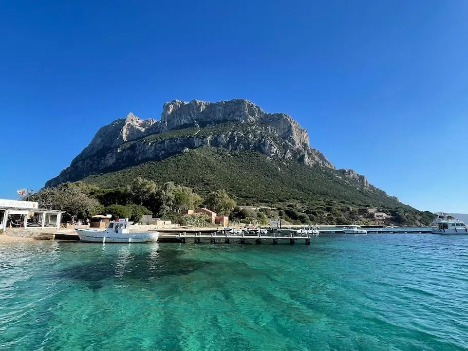 Villetta Girasole, Piscina, Vista Mare, Wifi Porto San Paolo  0*, Porto San Paolo (Sardinia)